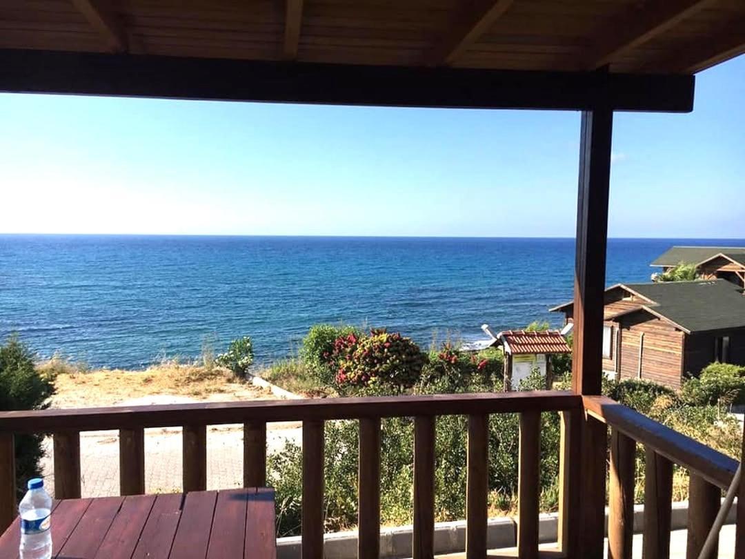 Zambak Holiday Village & Restaurant Superb Seafront Location ! Agios Georgios  Zimmer foto